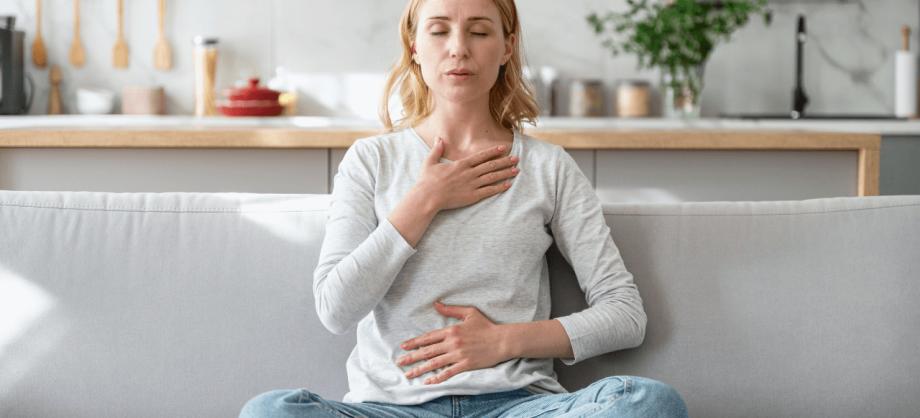 Panik Atak: Belirtileri, Nedenleri ve Etkili Terapi Yöntemleri